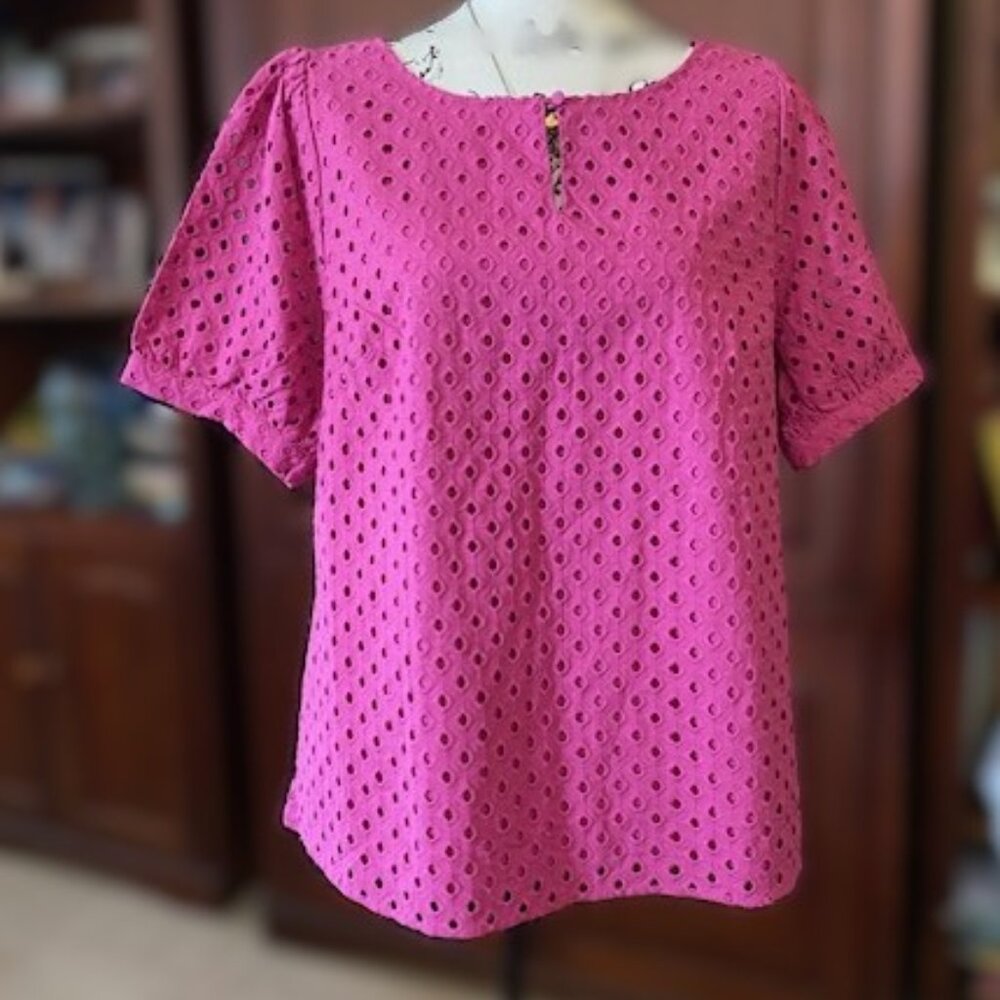 NEW Christopher & Banks Eyelet Blouse Pink Tank Top Size Large